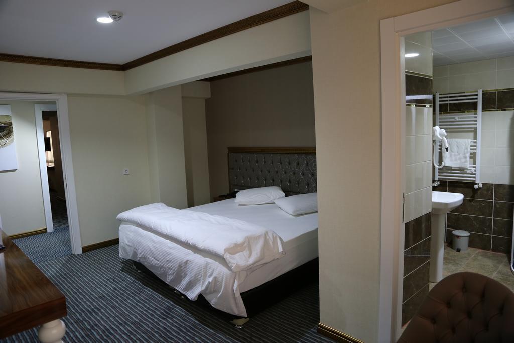 Grand Sera Hotel