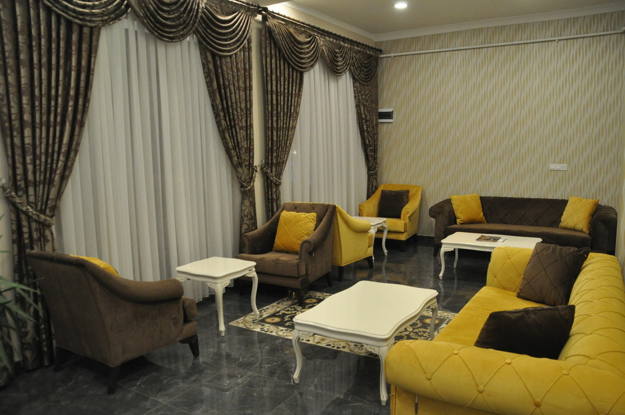 Grand Sera Hotel 3*